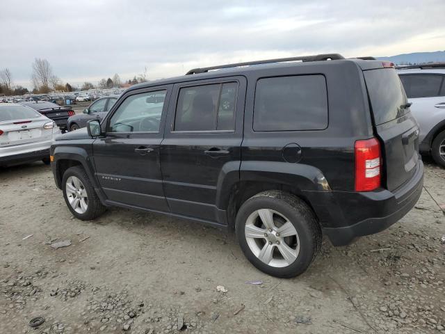 1C4NJPFA4ED502490 - 2014 JEEP PATRIOT LATITUDE BLACK photo 2