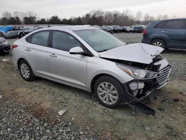 3KPC24A61LE096458 - 2020 HYUNDAI ACCENT SE SILVER photo 4