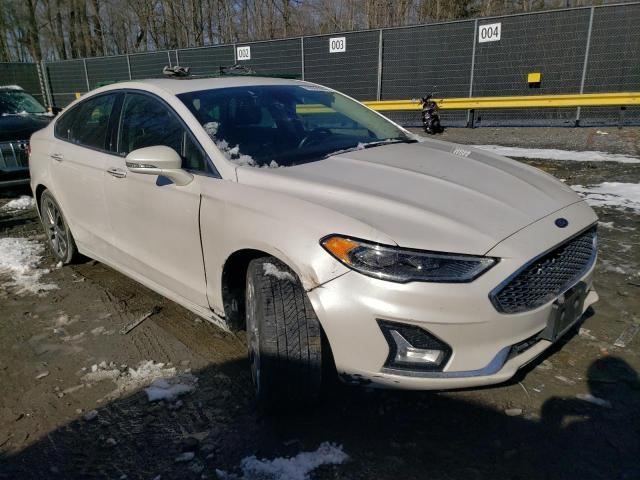 3FA6P0RU6KR204306 - 2019 FORD FUSION TITANIUM WHITE photo 4