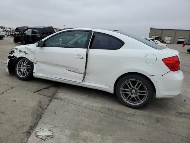 JTKDE177270181312 - 2007 TOYOTA SCION TC WHITE photo 2