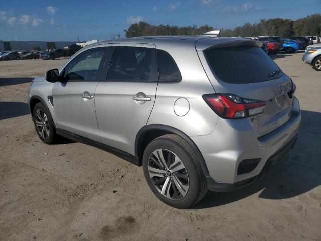 JA4AR3AU2LU025437 - 2020 MITSUBISHI OUTLANDER ES SILVER photo 2