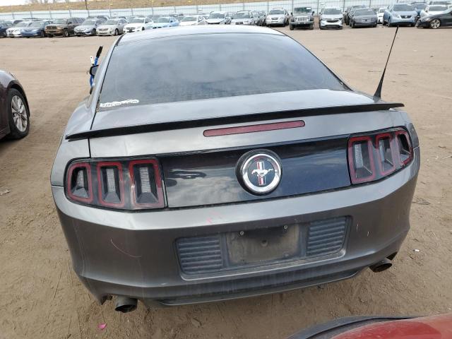 1ZVBP8AM3E5306346 - 2014 FORD MUSTANG GRAY photo 6