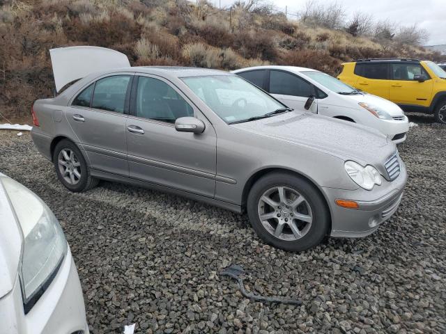 WDBRF92H67F875005 - 2007 MERCEDES-BENZ C 280 4MATIC SILVER photo 4