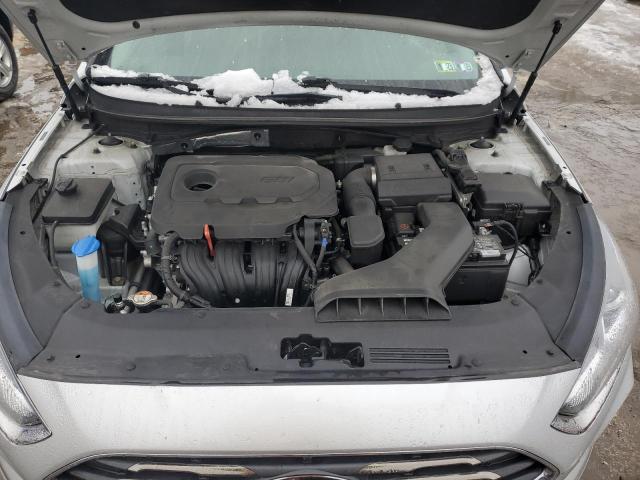 5NPE24AF8KH809469 - 2019 HYUNDAI SONATA SE SILVER photo 11