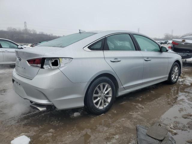 5NPE24AF8KH809469 - 2019 HYUNDAI SONATA SE SILVER photo 3