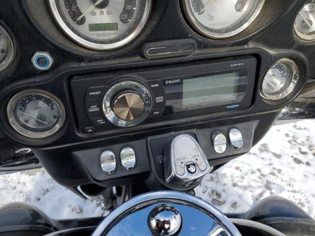 1HD1FCW106Y710349 - 2006 HARLEY-DAVIDSON FLHTCUI 黑色 照片 8