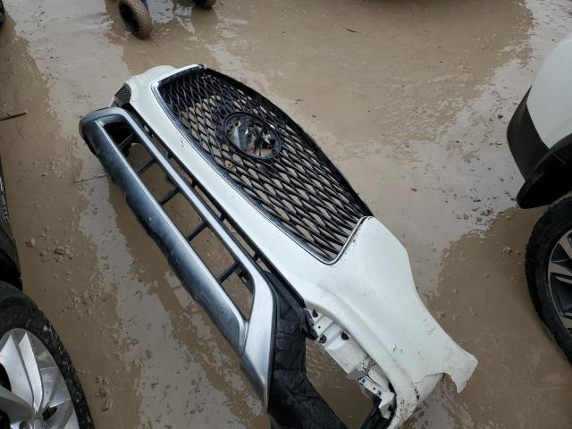 SJKCH5CR4HA039206 - 2017 INFINITI QX30 BASE Weiß Foto 12