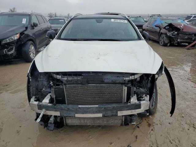 SJKCH5CR4HA039206 - 2017 INFINITI QX30 BASE Weiß Foto 5