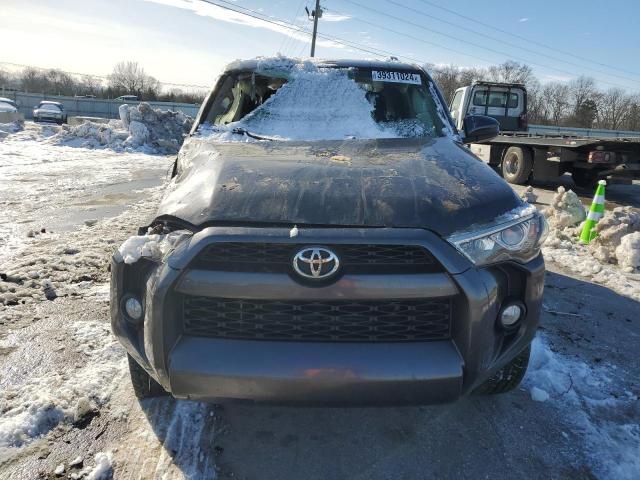 JTEZU5JRXG5129149 - 2016 TOYOTA 4RUNNER SR5 GRAY photo 5