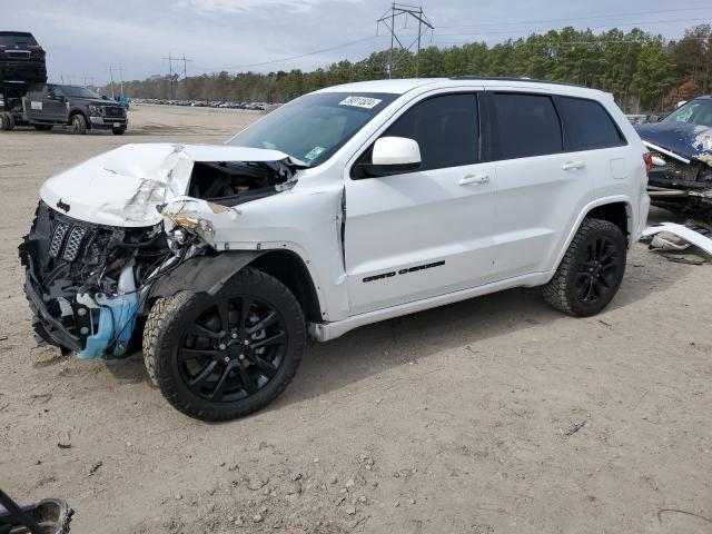 1C4RJEAG3KC805912 - 2019 JEEP GRAND CHER LAREDO WHITE photo 1