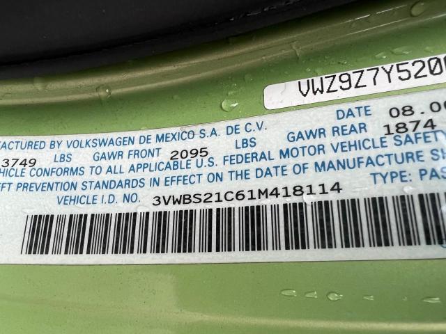 3VWBS21C61M418114 - 2001 VOLKSWAGEN NEW BEETLE GL 绿色 照片 10