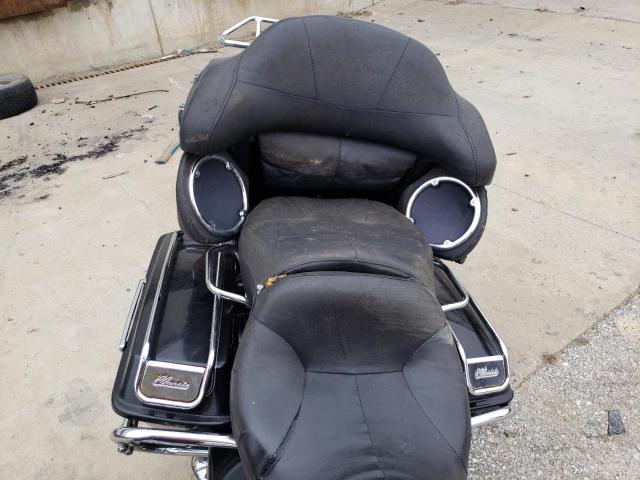 1HD1FCW164Y631250 - 2004 HARLEY-DAVIDSON FLHTCUI 黑色 照片 6