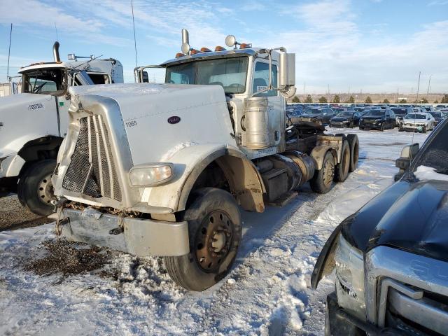 1XPXP40X3MD736619 - 2021 PETERBILT 389 WHITE photo 2