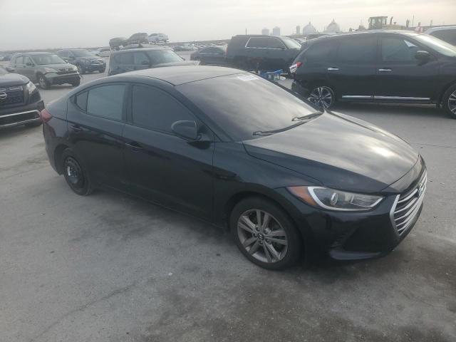 KMHD84LF7HU173256 - 2017 HYUNDAI ELANTRA SE BLACK photo 4