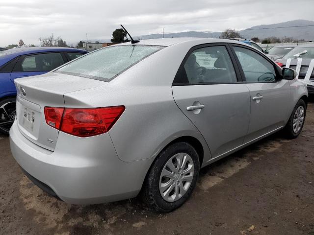 KNAFU4A24A5113070 - 2010 KIA FORTE EX SILVER photo 3