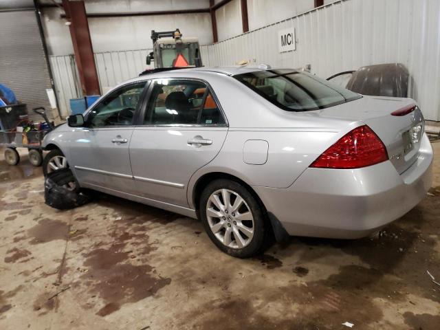 1HGCM66867A021538 - 2007 HONDA ACCORD EX SILVER photo 2