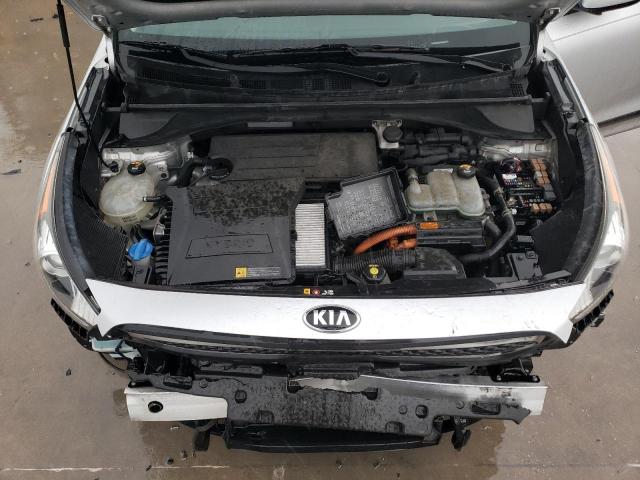 KNDCB3LC1H5060219 - 2017 KIA NIRO FE SILVER photo 11