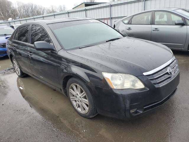 4T1BK36B25U011638 - 2005 TOYOTA AVALON XL BLACK photo 4