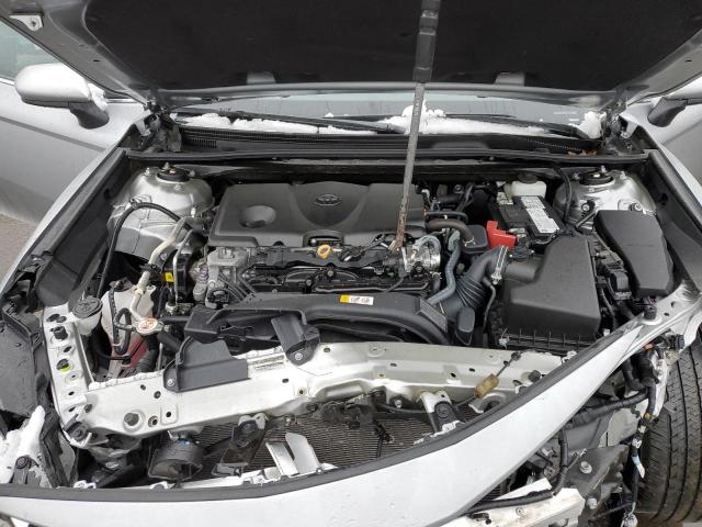 4T1C11AK4NU664376 - 2022 TOYOTA CAMRY LE SILVER photo 11