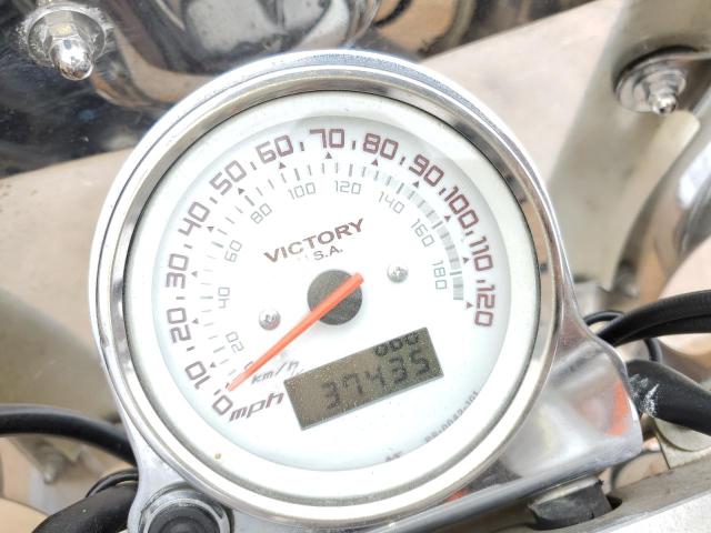 5VPCB26D563006429 - 2006 VICTORY MOTORCYCLES KINGPIN ვერცხლისფერი ფოტო 8