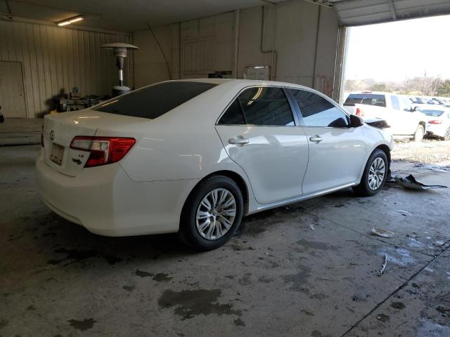 4T4BF1FK0ER408697 - 2014 TOYOTA CAMRY L WHITE photo 3