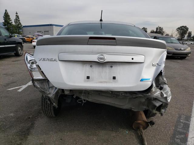 3N1CN7AP9EL832677 - 2014 NISSAN VERSA S SILVER photo 6