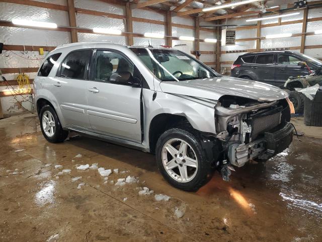 2CNDL73F656184226 - 2005 CHEVROLET EQUINOX LT SILVER photo 4