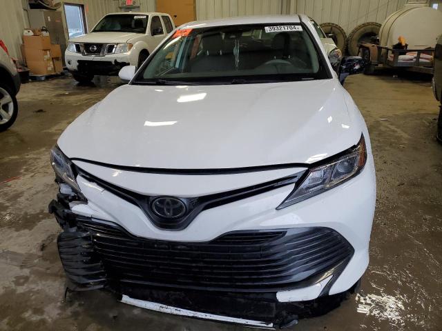 4T1C11AK5LU986571 - 2020 TOYOTA CAMRY LE WHITE photo 5