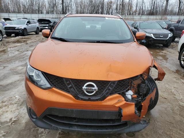 JN1BJ1CR8HW133705 - 2017 NISSAN ROGUE SPOR S ORANGE photo 5