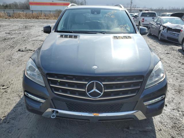 4JGDA2EB9CA032217 - 2012 MERCEDES-BENZ ML 350 BLUETEC BLUE photo 11