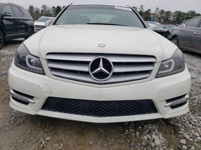 WDDGF4HB6CA652345 - 2012 MERCEDES-BENZ C 250 WHITE photo 5