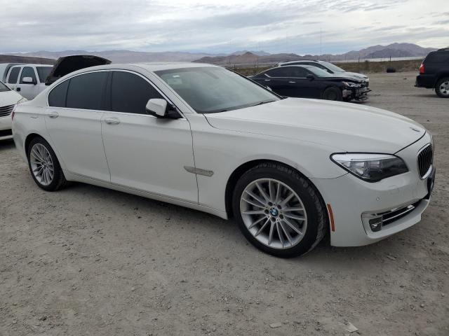 WBAYA8C59ED228498 - 2014 BMW 750 I WHITE photo 4