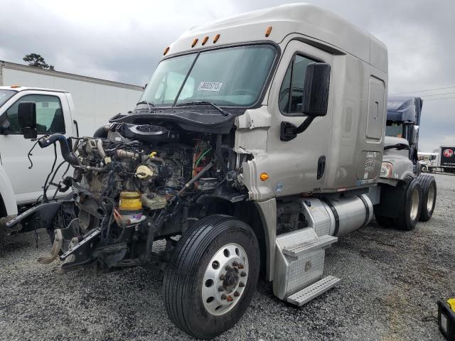 1FUJGLDV5FLGH5266 - 2015 FREIGHTLINER CASCADIA 1 GRAY photo 2
