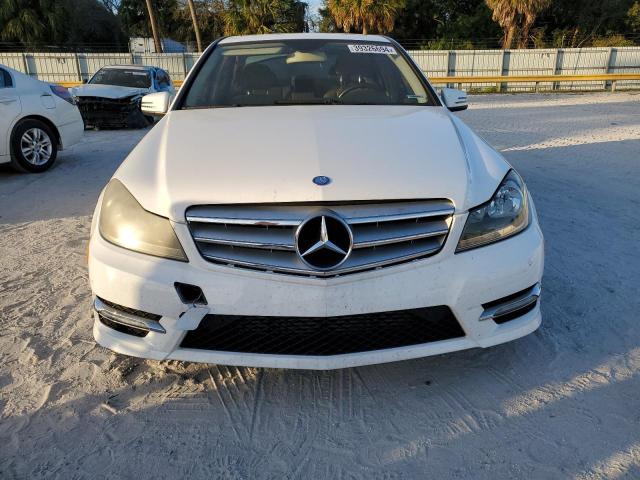 WDDGF4HB9DR270801 - 2013 MERCEDES-BENZ C 250 WHITE photo 5