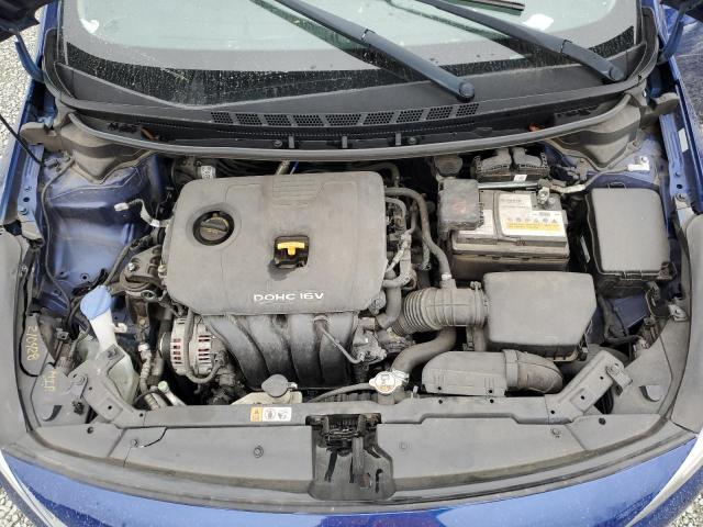 3KPFK4A70JE167250 - 2018 KIA FORTE LX BLUE photo 11