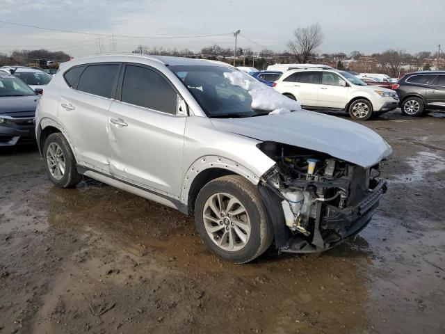 KM8J3CA42JU729010 - 2018 HYUNDAI TUCSON SEL SILVER photo 4