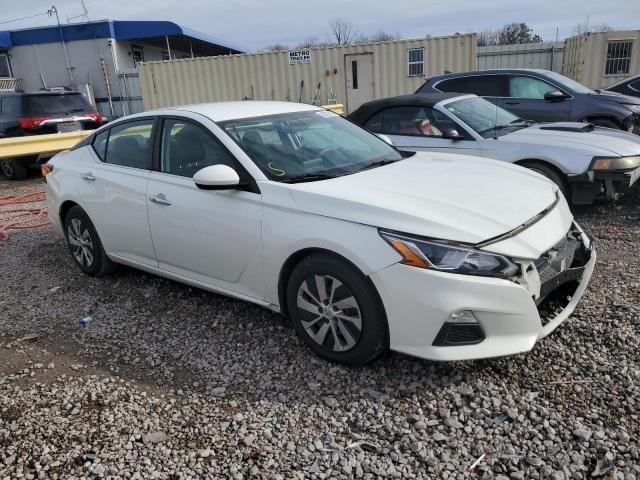 1N4BL4BV8KC226987 - 2019 NISSAN ALTIMA S WHITE photo 4