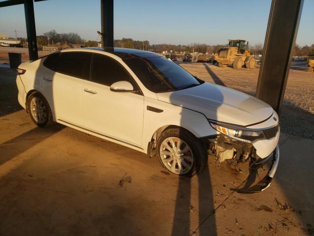 5XXGV4L22GG023955 - 2016 KIA OPTIMA SXL WHITE photo 4