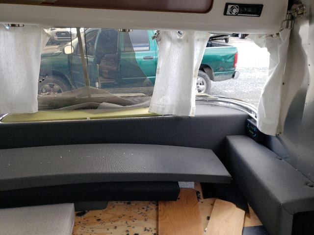 1STCFYJ216J518732 - 2006 AIRS INTERNATIO 银色 照片 9