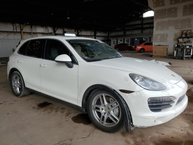 WP1AB2A28CLA44839 - 2012 PORSCHE CAYENNE S WHITE photo 4