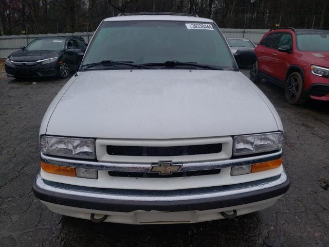 1GNDT13W0XK177510 - 1999 CHEVROLET BLAZER WHITE photo 5