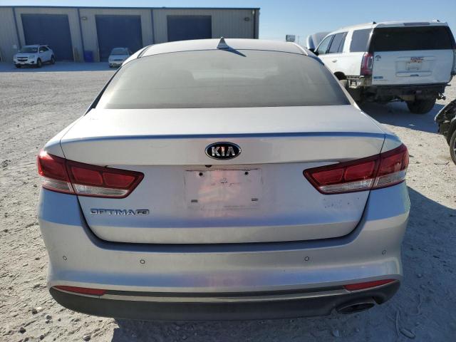 5XXGT4L39JG208512 - 2018 KIA OPTIMA LX SILVER photo 6