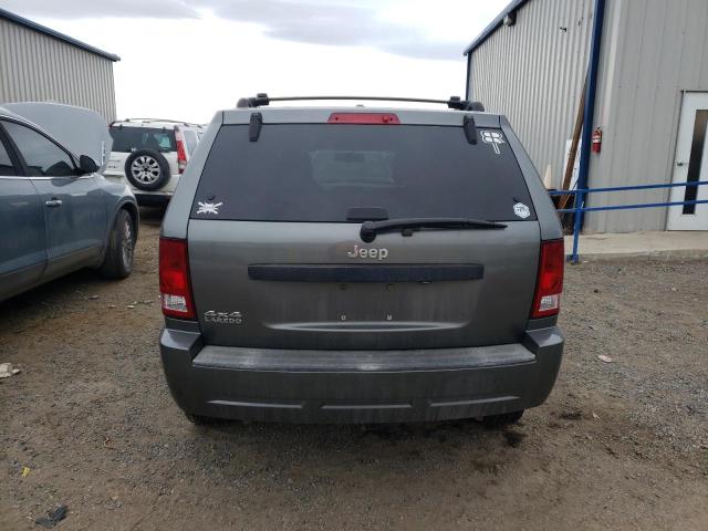 1J8GR48K58C151825 - 2008 JEEP GRAND CHER LAREDO GRAY photo 6