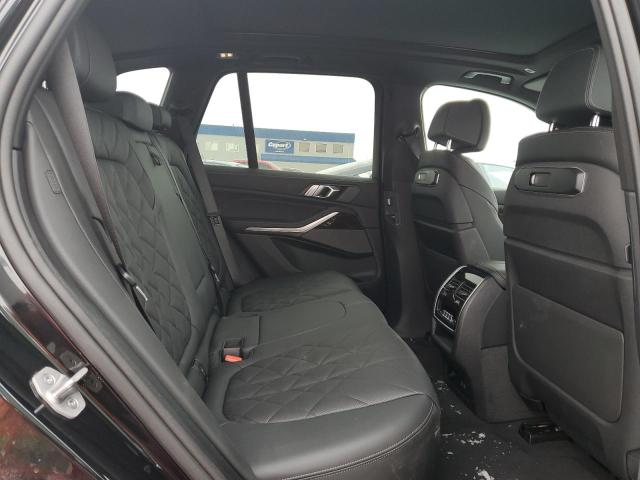 5UX43EU08R9T96931 - 2024 BMW X5 XDRIVE50E BLACK photo 11