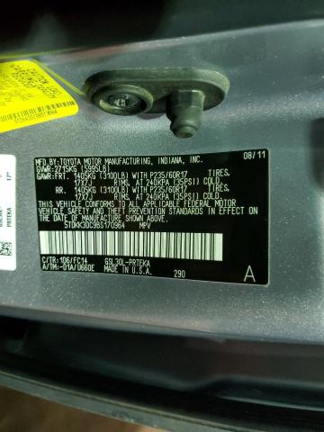 5TDKK3DC9BS170964 - 2011 TOYOTA SIENNA LE SILVER photo 13