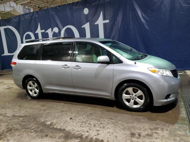 5TDKK3DC9BS170964 - 2011 TOYOTA SIENNA LE SILVER photo 4