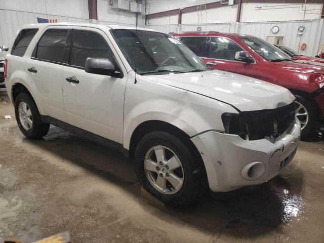 1FMCU0C79CKB53765 - 2012 FORD ESCAPE XLS WHITE photo 4