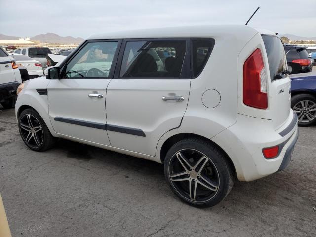 KNDJT2A67D7501121 - 2013 KIA SOUL + WHITE photo 2