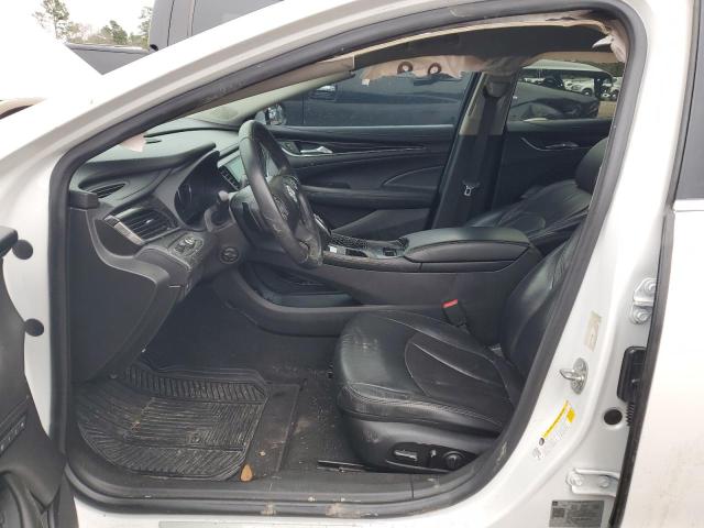 1G4ZP5SS9JU141220 - 2018 BUICK LACROSSE ESSENCE WHITE photo 7