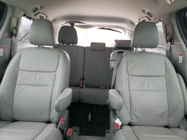 5TDYK3DC6FS611384 - 2015 TOYOTA SIENNA XLE GRAY photo 10